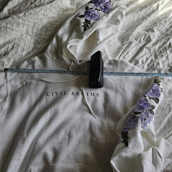 Civil Regime Champion Lilac Roses Hoodie - 2022 - White Lilac - Sz M - NWOT - Picture 12 of 14